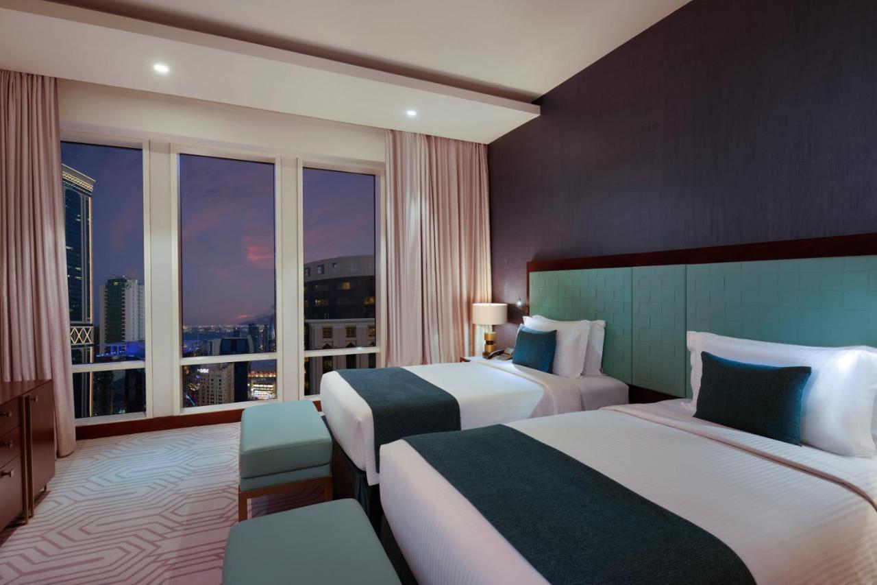 Wyndham Grand West Bay 5*